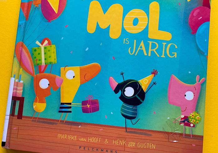 Mol is jarig