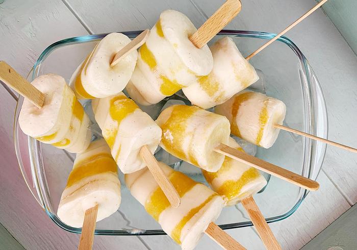 Perzik-yoghurt ijslollies