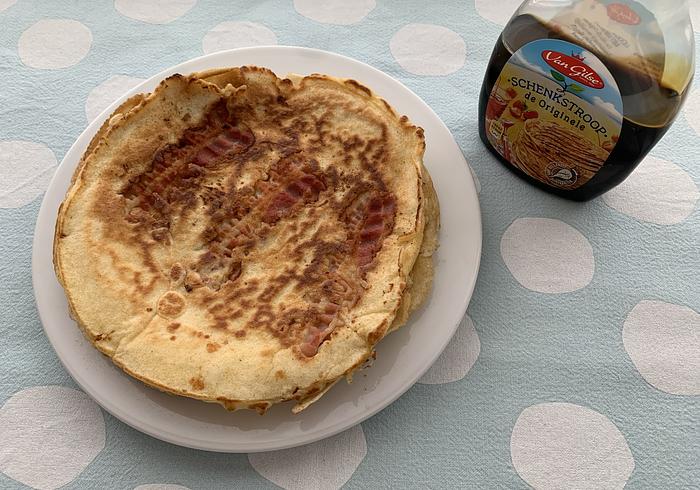 Oma's pannenkoeken met spek en stroop
