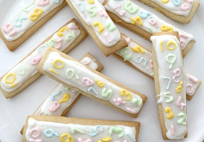 We bakken leuke aftelkoekjes