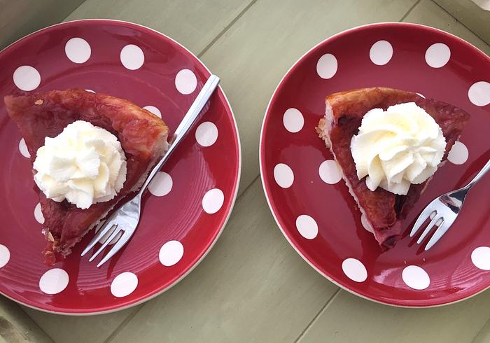 Een pruimen-tarte tatin