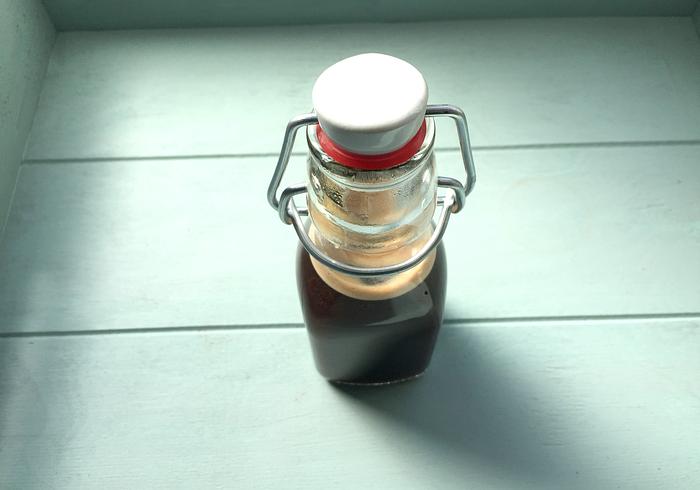 Homemade mokka-extract
