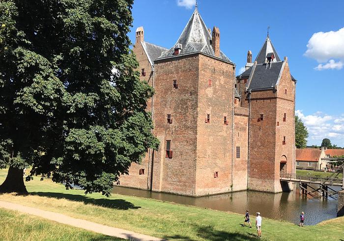 We gaan naar Slot Loevestein 