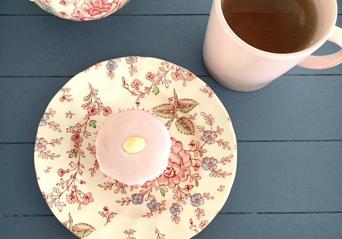 Bakewell cupcakes
