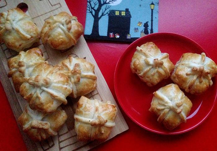 Savoury presents