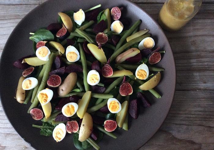 Salade met vijgen & kwarteleitjes