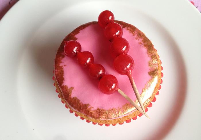 Tang Hulu cupcakes