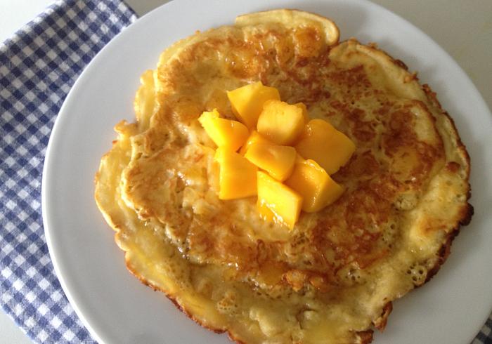 Mangopannenkoeken met honing!