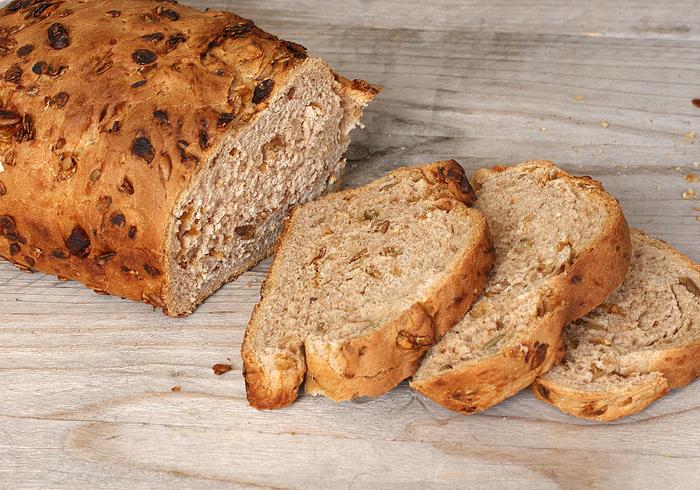 Zelfgebakken muesli brood