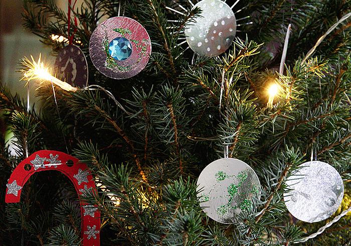 Glanzende kerstboom hangers