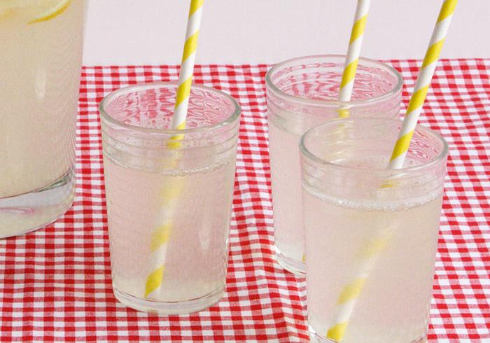 Homemade retro-citroen-limonade