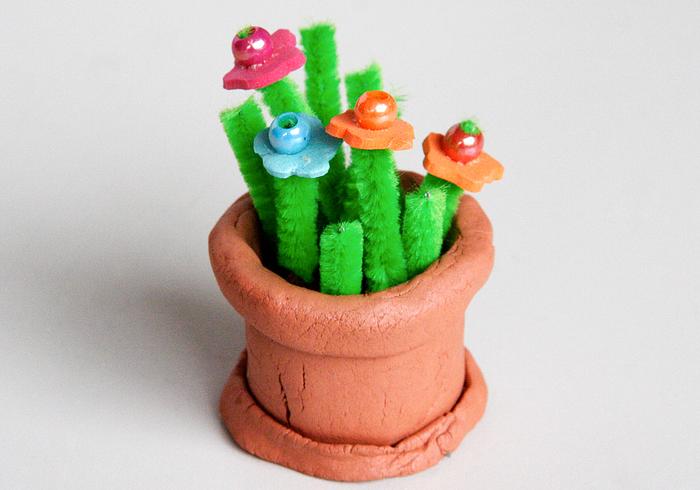Mini bloempotten kleien