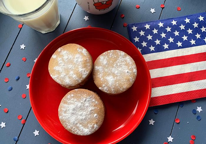Aardbeien en Clotted Cream sandwich-koekjes 