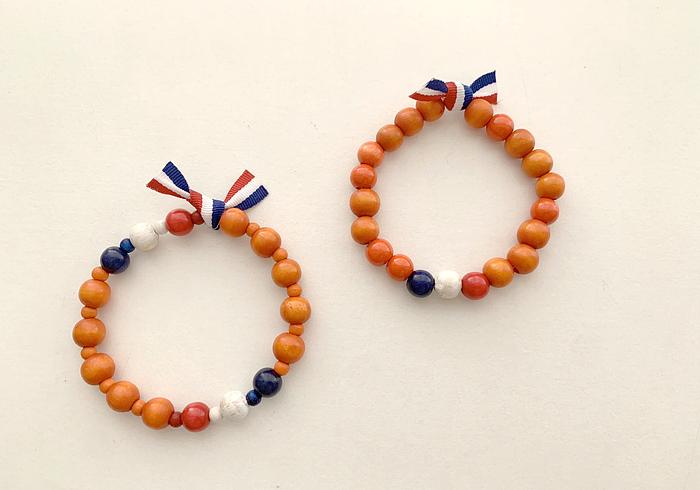 Oranje armbandjes