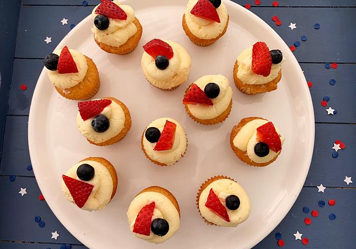 Fourth of July mini-cupcakes 