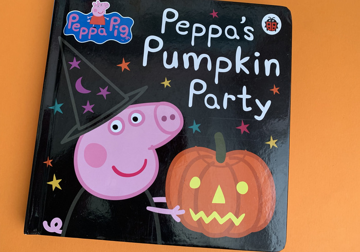 Peppa's pumpkin party home