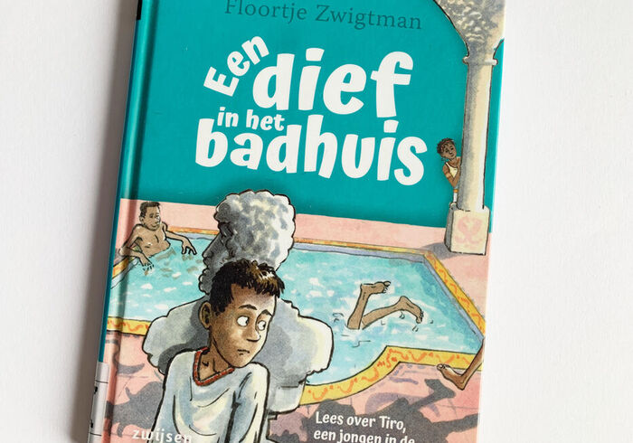 Een dief in het badhuis sidepic