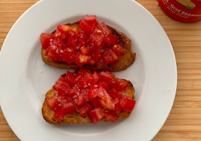 Klassieke tomaten bruschetta 08