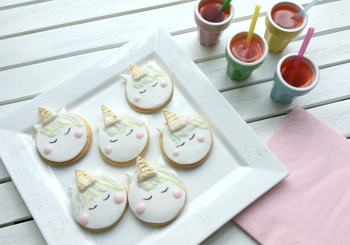 Unicorn biscuits home