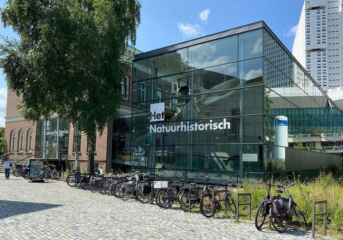 Natuurhistorisch museum rotterdam sidepicll