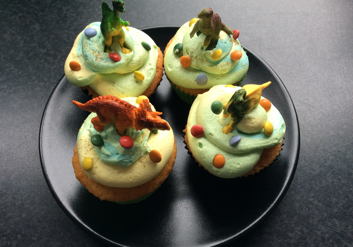 Dino cupcakes promo