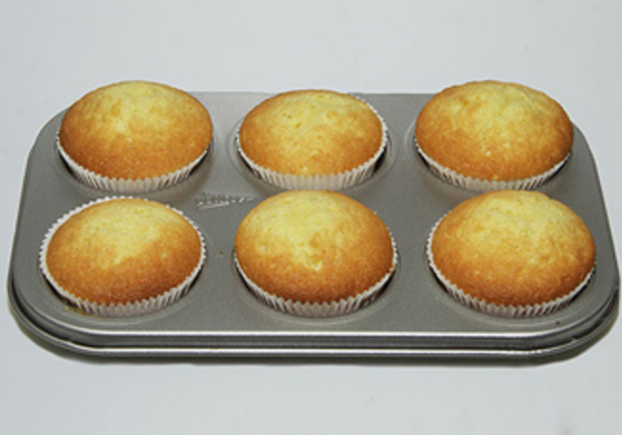 Basic cupcakes promo