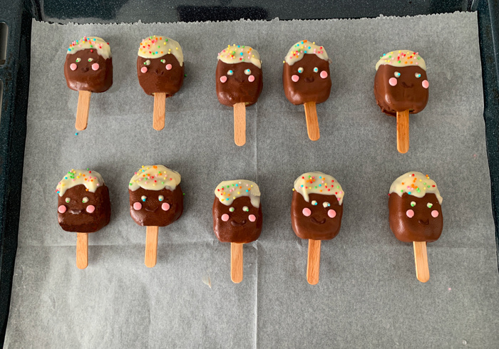 Summer cake pops ll 10