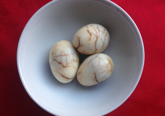 Chinese tea eggs sidepic