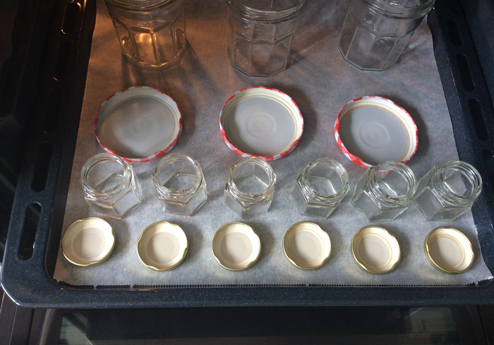 Sterilizing jars 06