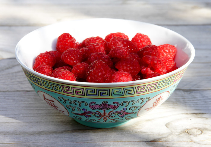 Zomergebakjes met frambozen sidepic