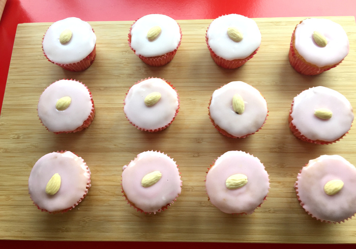 Bakewell cupcakes 17