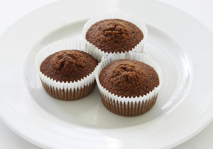 Chocolate cupcakes sidepicll