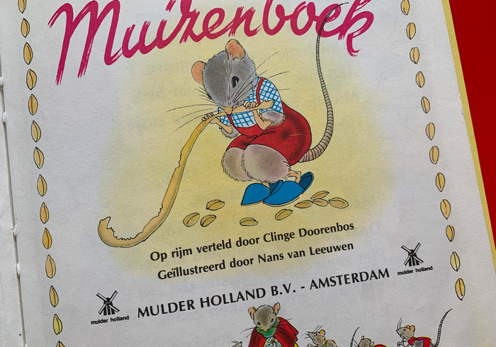 Het muizenboek sidepic