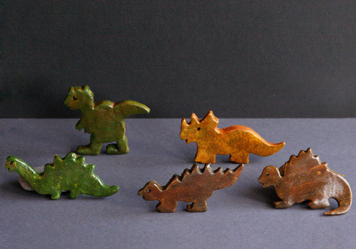 Clay dinosaurs home