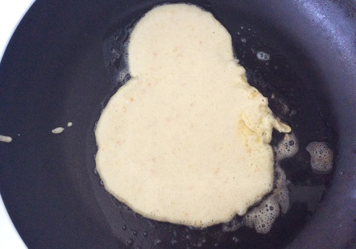 Snowman pancakes 07