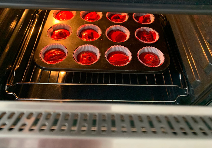 Red velvet cupcakes 16