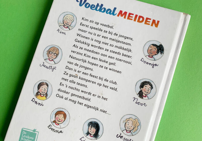 Voetbal meiden sidepicll