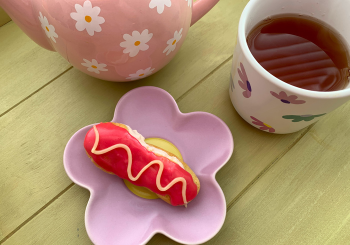 Mini Raspberry Éclairs