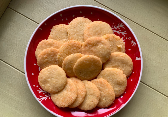 Verse Parmezaanse kaaskoekjes