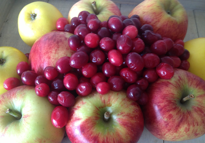 Apple-cranberry chutney