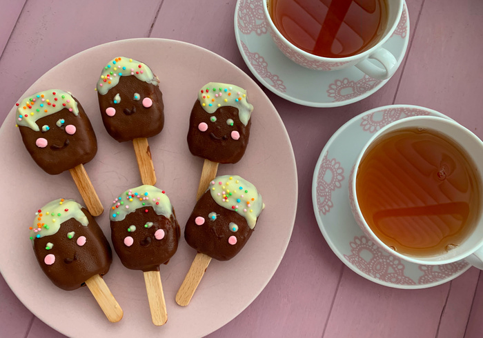 Zo maak je de cake pops af