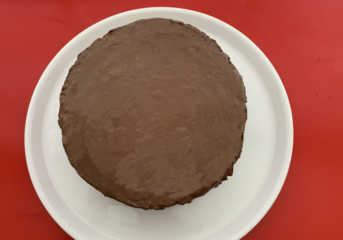 Zo bak je een chocolade biscuit cake