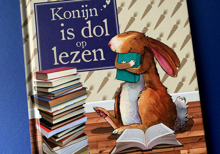 Bunny loves to read