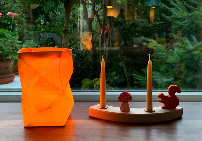 Fold an Autumn Lantern